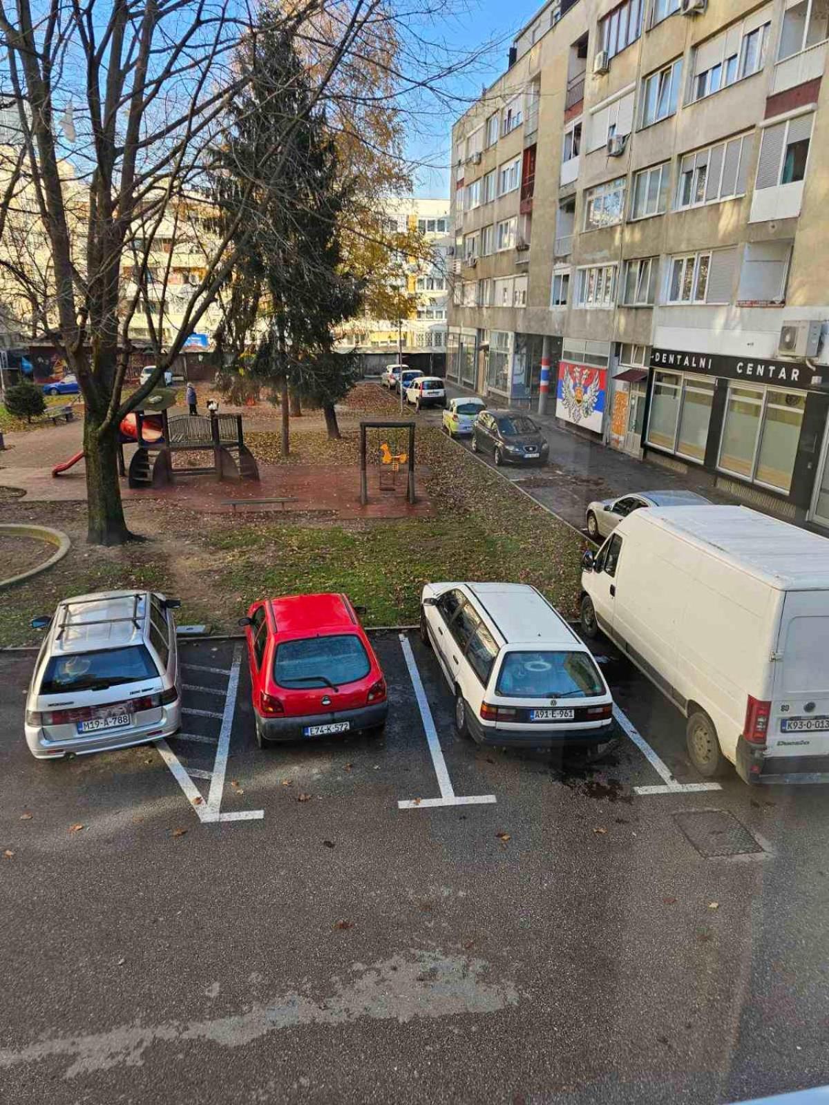 Apartman Centar Bulevar Ex Sa Garazom Banja Luka Eksteriør bilde